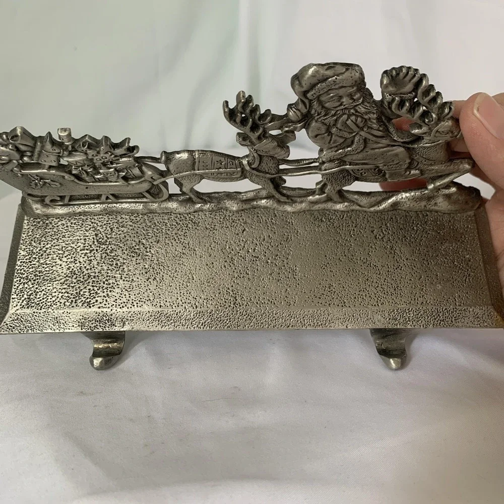 Santa Claus Sleigh Reindeer Stocking Holder Heavy Metal Christmas Mantle Decor